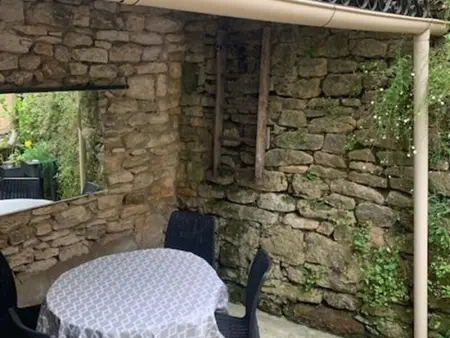 Gite à Beynac et Cazenac, Charme au cœur de Beynac avec climatisation et parking privé - L1071612