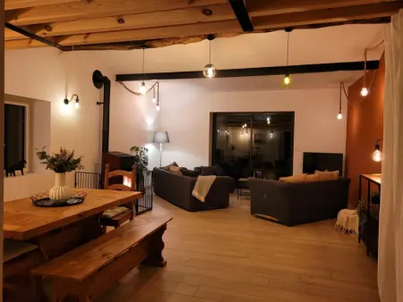 Gîte chaleureux 8 pers. avec piscine et animaux acceptés - Photo 9