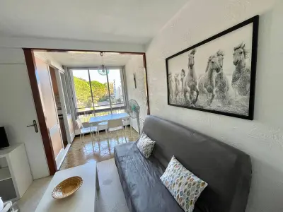 Appartement à La Grande Motte, Studio central avec parking, proche plage - L1071881