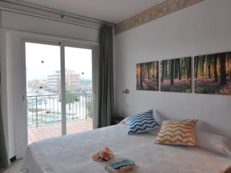 Charmant appartement à 300m de la plage de Santa Margarita, Roses, idéal pour les familles. - Photo 9