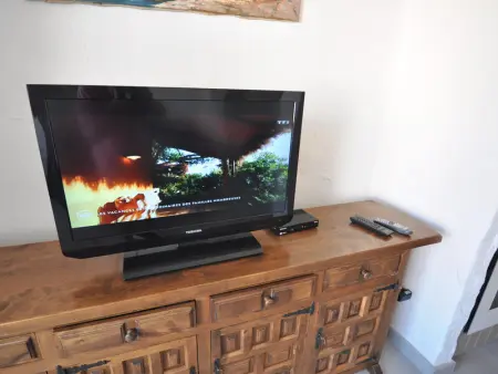 Acogedor estudio en Roses, Costa Brava! Ideal para 3 personas, a 100 m de la playa, con vistas al mar y comodidades. - Photo 4