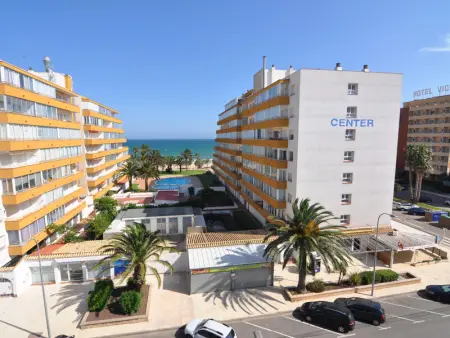 Acogedor estudio en Roses, Costa Brava! Ideal para 3 personas, a 100 m de la playa, con vistas al mar y comodidades. - Photo 12