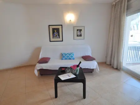 Charmant appartement à 300m de la plage de Santa Margarita, Roses - 2 chambres, Terrasse et Parking - Photo 15