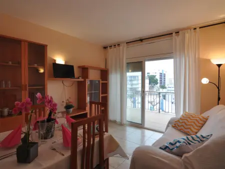 Appartement confortable à Roses, à 300m de la plage, avec terrasse et parking - Photo 4