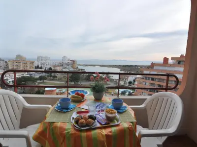 Appartement à Roses, Studio charmant à Roses pour 3 pers, terrasse, piscine, proche plage Santa Margarita - Réservez ! - L1071937