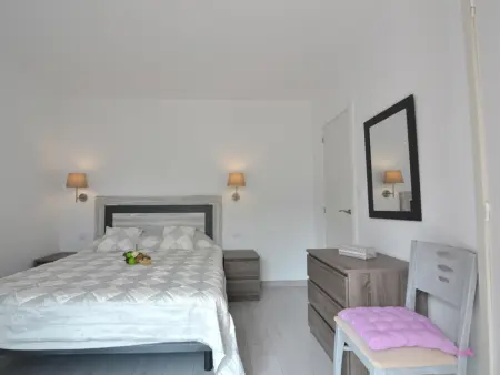 Charmant appartement à Roses à 300m de la plage avec terrasse, clim, cuisine équipée et TV satellite - Photo 19