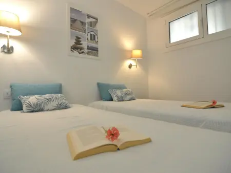 Charmant appartement à Roses à 300m de la plage avec terrasse, clim, cuisine équipée et TV satellite - Photo 20