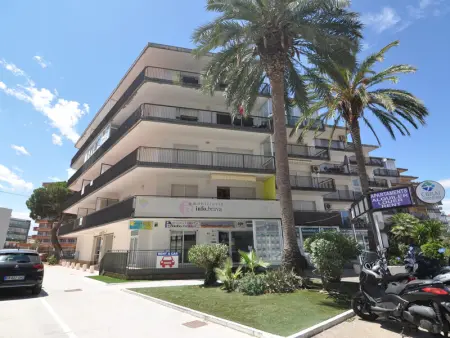 Charmant appartement à Roses à 300m de la plage avec terrasse, clim, cuisine équipée et TV satellite - Photo 31