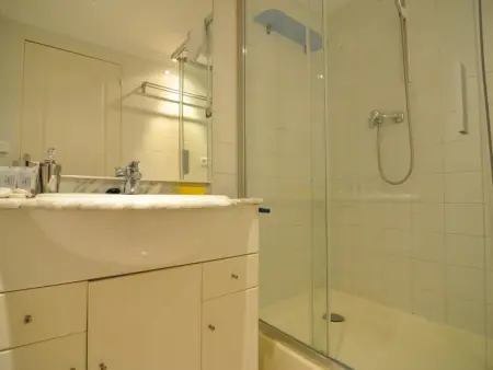 Charmant appartement en bord de mer avec piscine, à Roses, Costa Brava, idéal pour 4-5 personnes - Photo 24