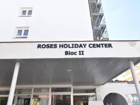 Charmant appartement en bord de mer avec piscine, à Roses, Costa Brava, idéal pour 4-5 personnes - Photo 30