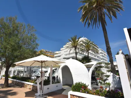 Charmant appartement en bord de mer avec piscine, à Roses, Costa Brava, idéal pour 4-5 personnes - Photo 32