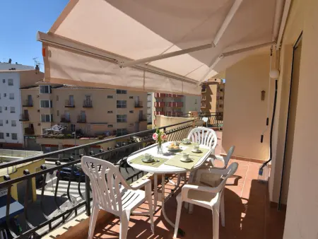 Charmant appartement à Roses, Costa Brava, à 200m de la plage Santa Margarita, idéal pour 4 personnes - Photo 3