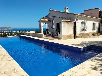Villa à Xàbia, Grande villa à Javea avec piscine privée, climatisation et WiFi, proche plage - L1072059