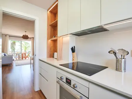 Appartement rénové à Calella - piscine, proche plage, terrasse, parking inclus - Photo 5