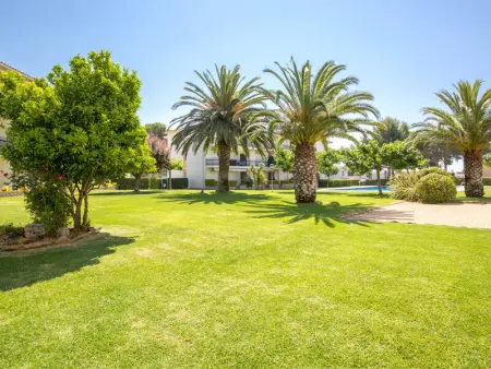 Appartement rénové à Calella - piscine, proche plage, terrasse, parking inclus - Photo 9