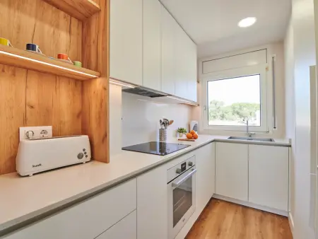 Appartement rénové à Calella - piscine, proche plage, terrasse, parking inclus - Photo 13