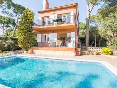 Appartement à Calella de Palafrugell, Studio calme avec piscine partagée à Calella de Palafrugell - L1072126