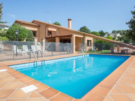 Villa à Lloret de Mar, Villa à Lloret de Mar pour 6, avec piscine privée, terrasse et internet - L1072133