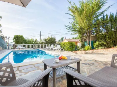 Villa à Lloret de Mar, Villa à Lloret de Mar pour 7 personnes avec piscine privée et terrasse à 8 km de la plage - L1072134