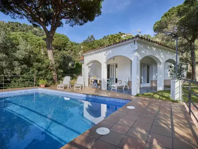 Villa à Lloret de Mar, Maison avec piscine privée, jardin, proche plage à Lloret de Mar - L1072152