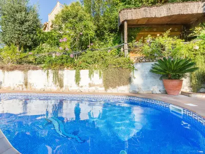 Villa à Lloret de Mar, Maison familiale avec piscine privée, animaux admis, près de Lloret de Mar - L1072153