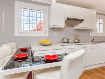 Maison spacieuse avec jardin et piscine privée, idéale pour famille à Blanes - Photo 4