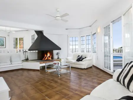 Maison spacieuse avec jardin et piscine privée, idéale pour famille à Blanes - Photo 18