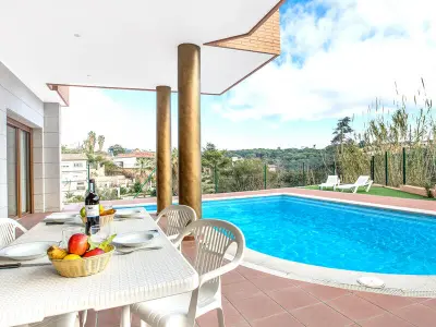 Villa à Lloret de Mar, Villa moderne à Lloret de Mar pour 8 pers. avec piscine privée, climatisation et parking - L1072178