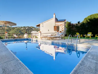 Villa à Lloret de Mar, Villa rustique avec piscine privée et jardin près de la plage - Idéale pour familles - L1072184