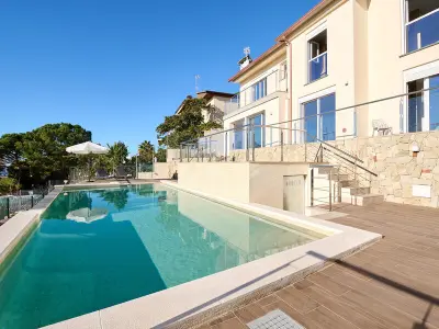 Villa à Lloret de Mar, Villa moderne à Lloret de Mar avec piscine, jacuzzi, Wi-Fi et climatisation - L1072190