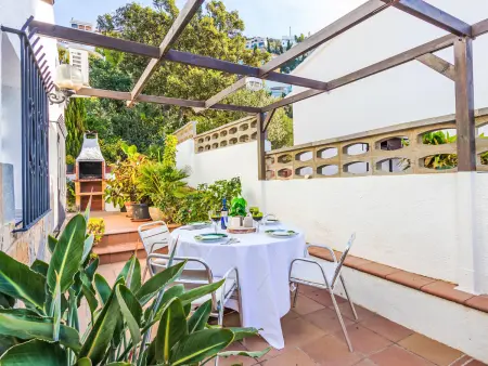 Maison Milà i Fontanals 22, jolie maison avec vue panoramique sur la mer - Photo 20