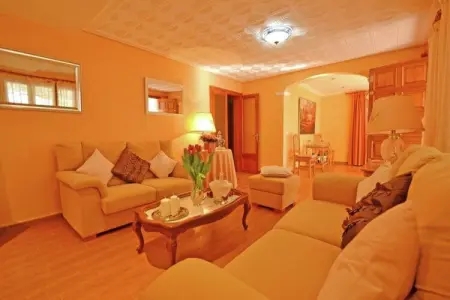 Benestar, Chalet à El Toro avec piscine près de l’océan - Photo 8