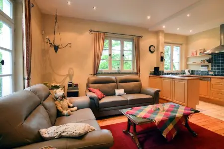 Maison de l'Artiste, Bungalow א Monceau en Ardenne avec jardin - Photo 7