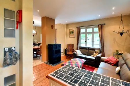 Maison de l'Artiste, Bungalow א Monceau en Ardenne avec jardin - Photo 9