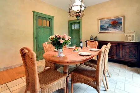 Maison de l'Artiste, Bungalow א Monceau en Ardenne avec jardin - Photo 10