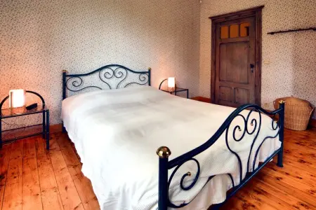Maison de l'Artiste, Bungalow א Monceau en Ardenne avec jardin - Photo 14