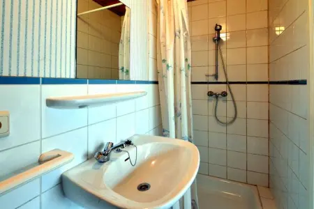 Maison de l'Artiste, Bungalow א Monceau en Ardenne avec jardin - Photo 23