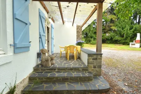 Maison de l'Artiste, Bungalow א Monceau en Ardenne avec jardin - Photo 24