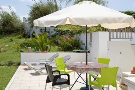 Villa Cabana, Retraite sur la falaise avec vue sur l'océan - Photo 4