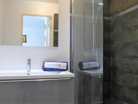 La Croix du Sud, Appartement 4 personnes à Cavalaire - Photo 9