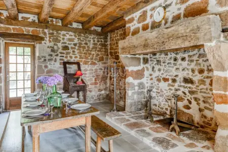 Maison Olivier, Belle maison de vacances avec piscine à Teillots - Photo 24