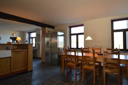 La maison du libraire, Maison de vacances confortable à Izier avec bibliothèque - Photo 7