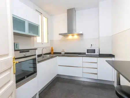 Eix.Dret:Roger de LLuria/Valencia, Appartement 8 personnes à Barcelone - Photo 4