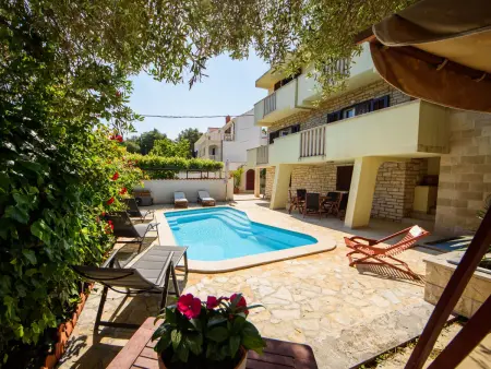 Silvija, Maison 10 personnes à Brač Supetar - Photo 4