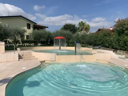 Primera, Appartement 6 personnes à Moniga del Garda - Photo 1
