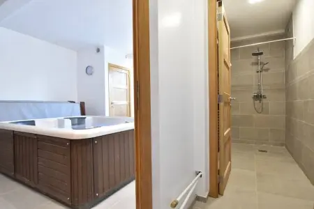 Le Commandant, Villa avec Spa et Piscine - Photo 26