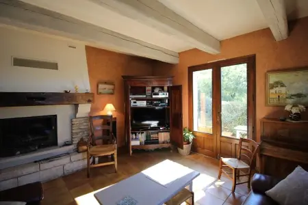 Val des Fées, Maison de vacances avec piscine à Roussillon - Photo 3