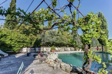 Le Figuier, Gîte à Oppède avec piscine et jardin - Photo 1
