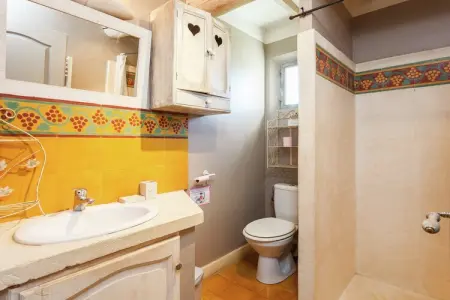 Le Tilleul, Gîte à Oppède avec Piscine Partagée - Photo 17