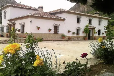 Cortijo Los Alazores, Refuge de montagne avec piscine - Photo 7